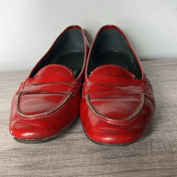 Donald J. Pliner Couture Halla Red Patent Leather Loafer size 8.5 - Picture 3 of 9